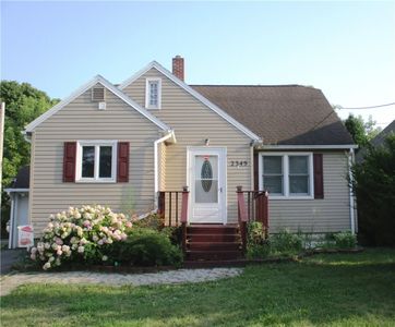 2349 Norton St