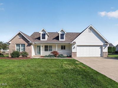 Property at 703 Fairway Dr, Elmore, OH