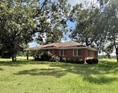 121 Alcovy Ln