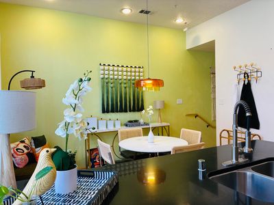 877 Silver Ave SW