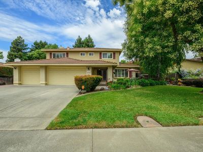 3205 Mustang Circle