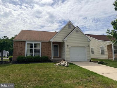 801 Freeport Way