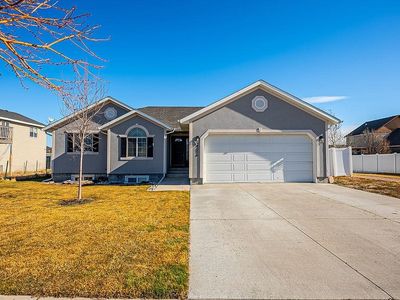 4656 Independence Ave