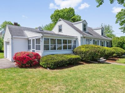 6 Truman Rd