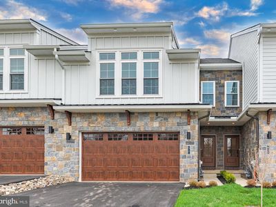 734 Emory Ct