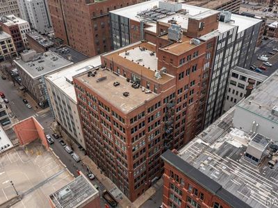 1010 Saint Charles St APT 904
