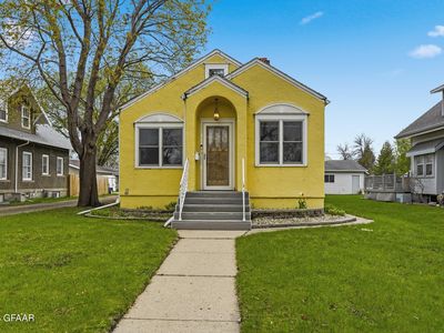 Property at 211 Fenton Ave, Grand Forks, ND