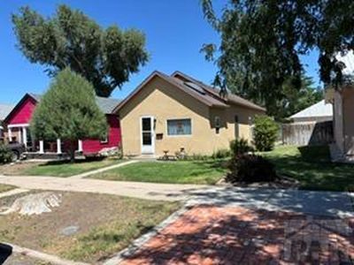 619 Santa Fe Ave