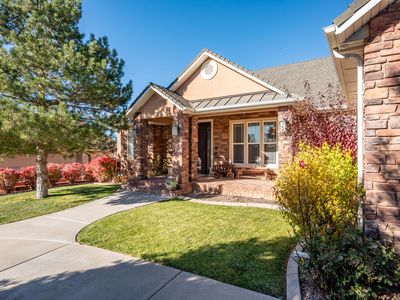 481 E Canyon View Dr