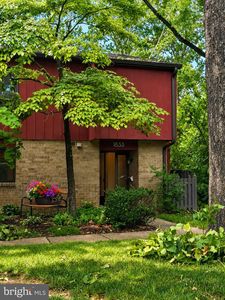 1833 Ivy Oak Sq #49