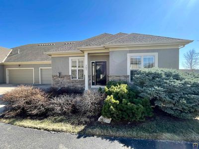 2250 Lake Pointe Dr #701