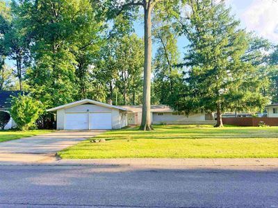 4210 Victoria Dr