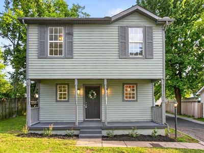 208 Errol Ln