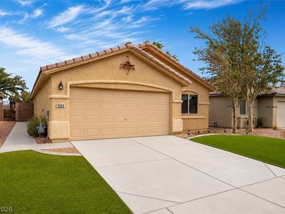 Property at 5698 Crowbush Cove Pl, Sunrise Manor, NV