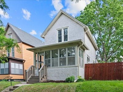 908 Sherburne Ave