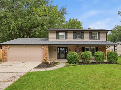6925 Lake Crest Ct
