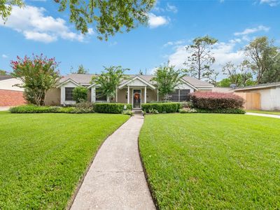 5747 Willowbend Blvd