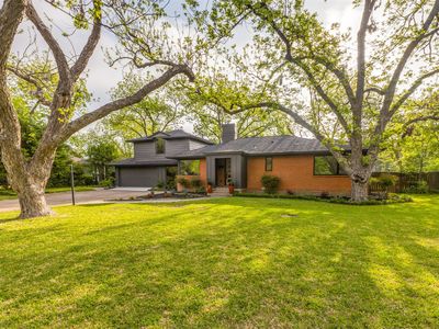 1404 El Campo Dr