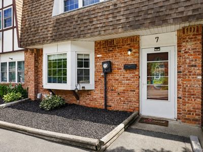 7 Roundtree Court