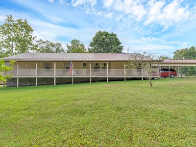 25 River Dr