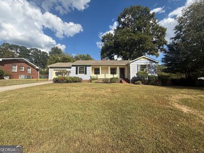 5 E Valley Rd NE
