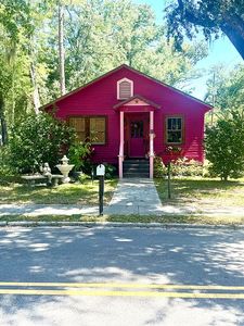 417 Black St