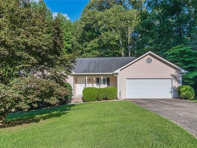 156 Edwards Way