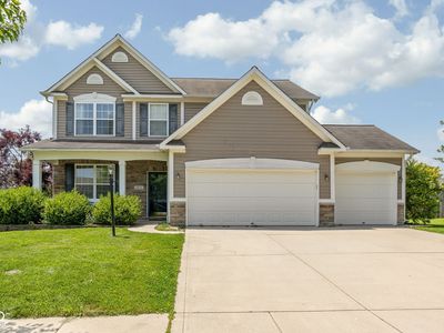 5836 Monticello Square Ln