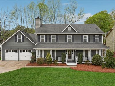 2597 Oak Village Pl NE