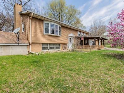 13009 2100 North Ave