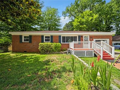 659 S Rosemont Rd