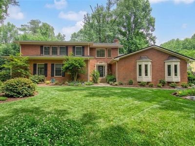 2316 Cross Creek Dr SW