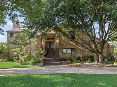 310 James Dr