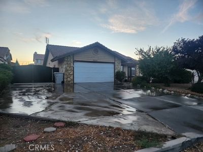 8558 Valley View Dr