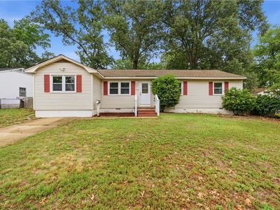 218 Collins Dr