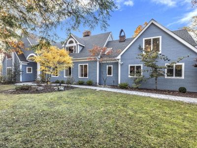 738 Ridge Rd