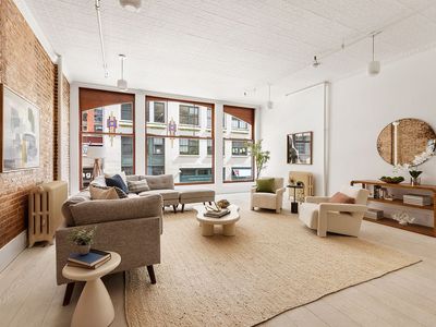 48 W 22nd St APT 2