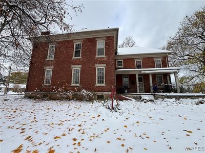 Property at 5755 Beattie Ave, Lockport, NY