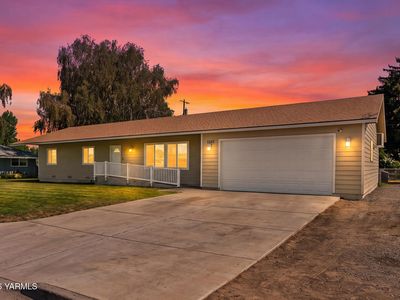 Property at 1305 Brooks Ln, Toppenish, WA