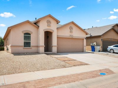 3833 Loma Reina Way