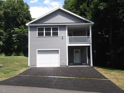 14 Bank St