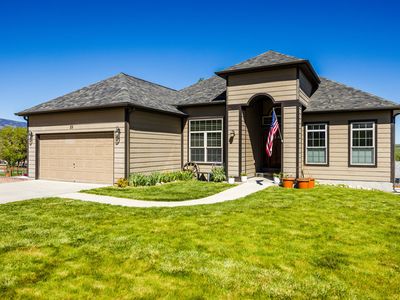 25 Black Mountain Dr