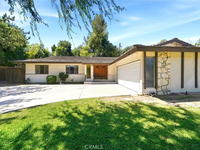19913 E Rambling Rd