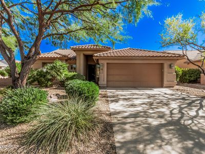 906 N Desert Deer Pass