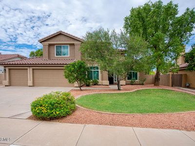 672 W SAN REMO Court