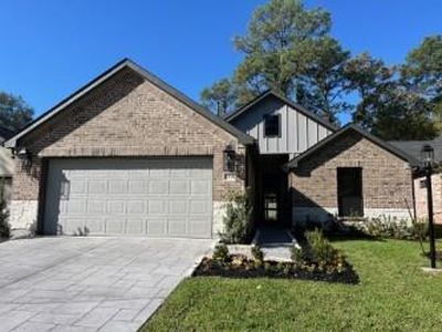 11 Winthrop Harbor Ct