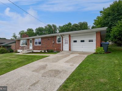 103 Oak Knoll Rd