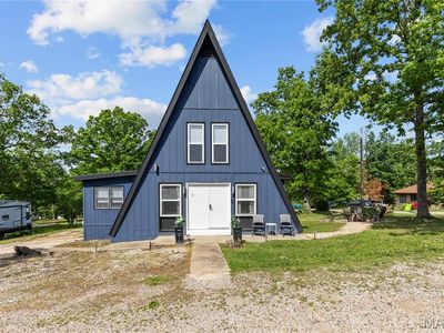 54 Shannon Dr