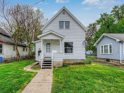 160 Goguac St W