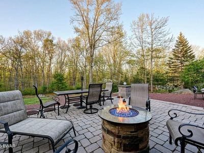 103 Blackbirch Ln